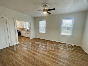 105 W High St in Winnsboro, SC - Building Photo - Building Photo