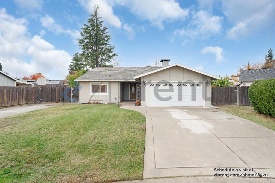 2534 Kents Ct in West Sacramento, CA - Building Photo