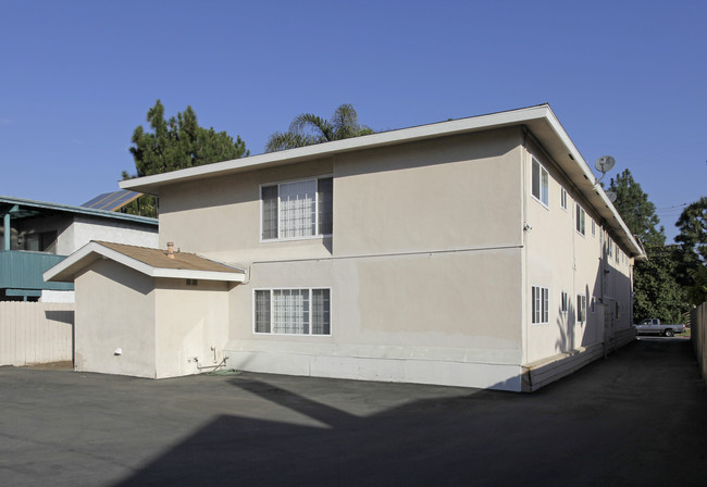 383 W Bay St in Costa Mesa, CA - Building Photo - Building Photo
