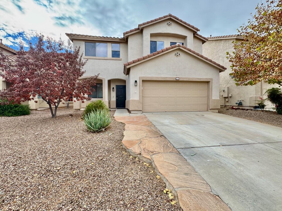 27 W Camino Rancho Quito in Sahuarita, AZ - Building Photo