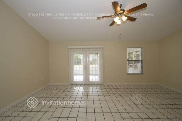 3111 Hallow Dr in Deltona, FL - Foto de edificio - Building Photo