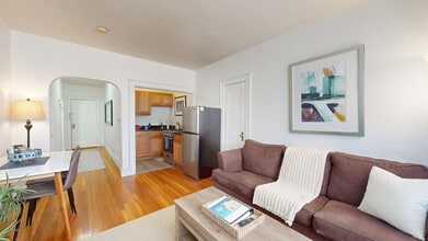90 Kilsyth Rd in Boston, MA - Foto de edificio - Building Photo