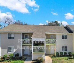 1642 Eagles Pl in Rock Hill, SC - Building Photo