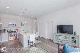 858 N Franklin St-Unit -Apt 505 in Chicago, IL - Building Photo - Building Photo