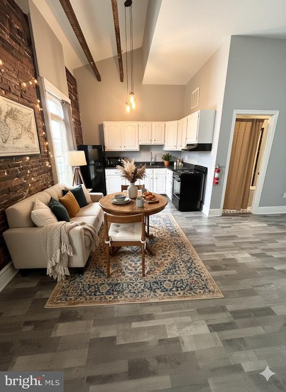 13 N 4th Ave in Royersford, PA - Building Photo - Building Photo