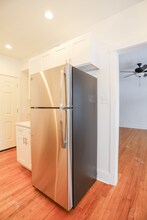 2005 W Argyle St in Chicago, IL - Building Photo - Building Photo