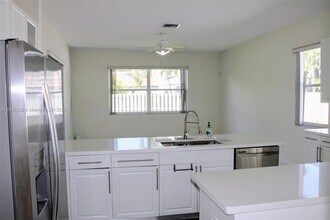 17820 NW 16th St in Pembroke Pines, FL - Building Photo - Building Photo