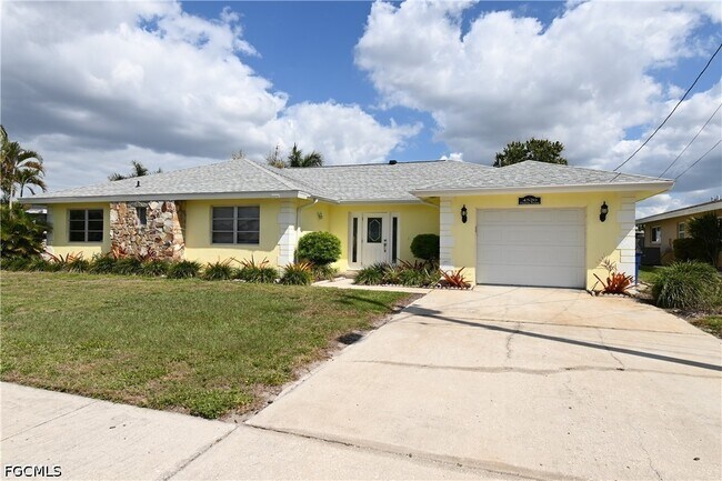 property at 4520 Vinsetta Ave
