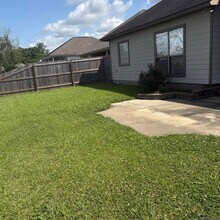 2924 Nicholson Lake Dr in Baton Rouge, LA - Building Photo - Building Photo