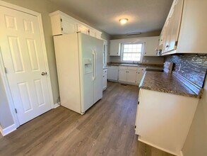 17 Cornell Ct in Jacksonville, NC - Building Photo - Building Photo