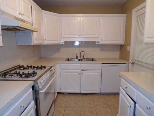 8600 10th Ave S in Birmingham, AL - Building Photo - Building Photo