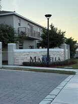 818 SE 19th St, Unit PH in Florida City, FL - Building Photo