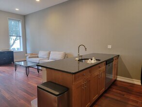 1504 N 18th St, Unit #1 in Philadelphia, PA - Building Photo - Building Photo