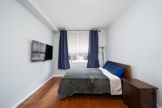 207 Adams St-Unit -4 in Hoboken, NJ - Building Photo - Building Photo