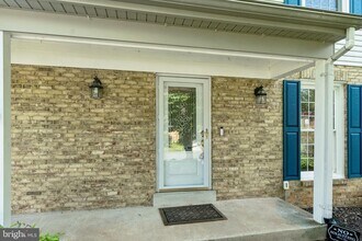 5405 Francy Adams Ct in Fairfax, VA - Building Photo - Building Photo