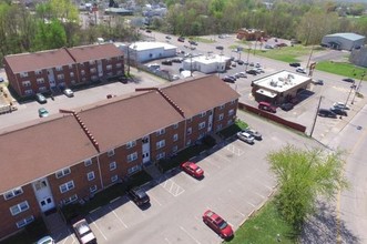 Fairway Plaza in Evansville, IN - Building Photo - Building Photo