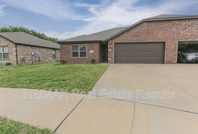 1503 Purple Finch St in Centerton, AR - Building Photo - Building Photo