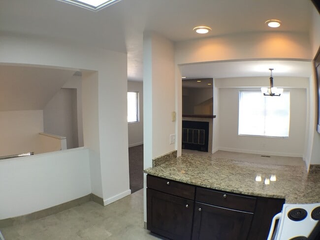 1349 S Main St in Bountiful, UT - Building Photo - Building Photo