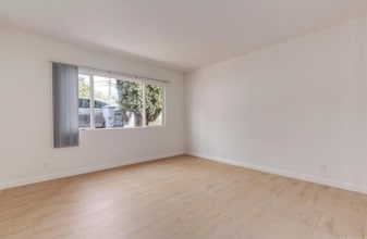 4011 New York Ave in Glendale, CA - Building Photo - Building Photo
