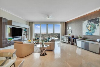 1 N Ocean Blvd in Pompano Beach, FL - Building Photo - Building Photo