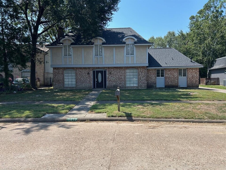 5919 Green Terrace Ln in Houston, TX - Building Photo