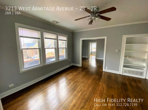 3213 W Armitage Ave in Chicago, IL - Building Photo - Building Photo