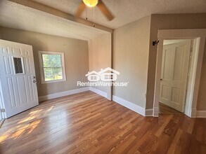 416 8th St in West Des Moines, IA - Foto de edificio - Building Photo