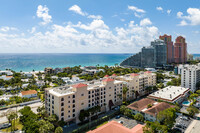 Fountains on Ocean Boulevard in Fort Lauderdale, FL - Foto de edificio - Building Photo