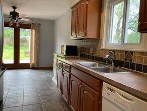 3300 Fernwood Ave in Ann Arbor, MI - Building Photo - Building Photo