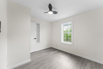 4715 Engleford St in Houston, TX - Building Photo - Building Photo