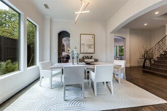 8647 Wingate Dr in Dallas, TX - Building Photo - Building Photo
