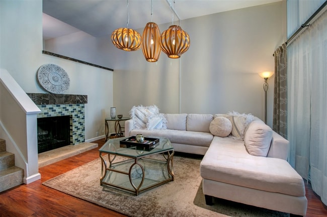 property at 3330 Via Alicante