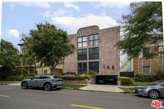 148 S Reeves Dr in Beverly Hills, CA - Building Photo - Building Photo