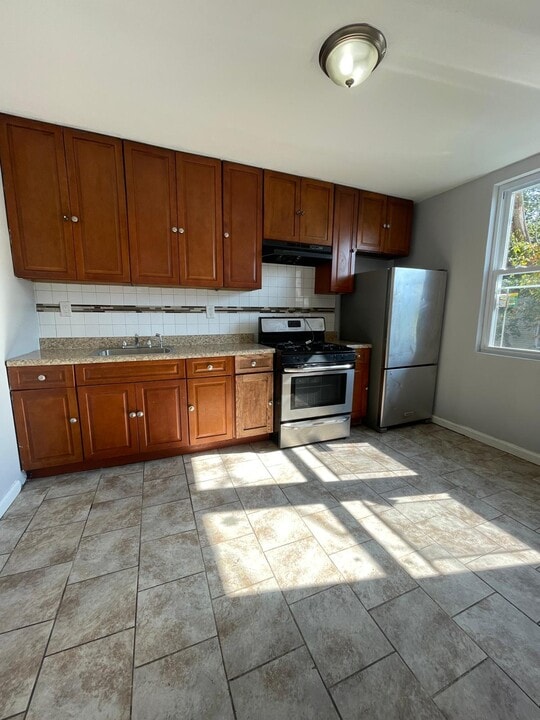 64 Rutgers Ave in Jersey City, NJ - Building Photo