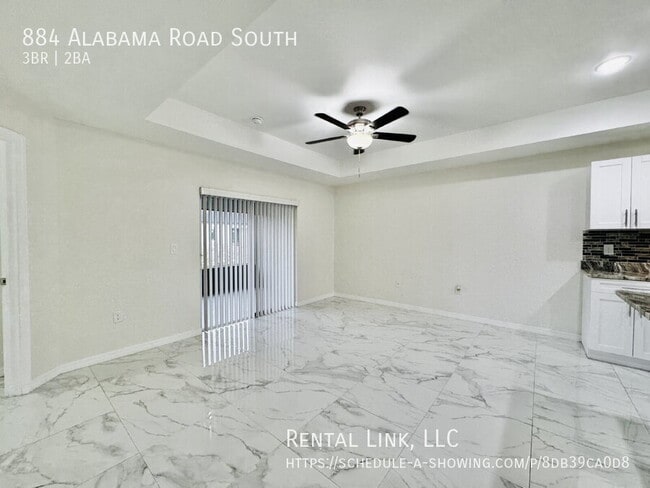884 Alabama Rd S in Lehigh Acres, FL - Foto de edificio - Building Photo