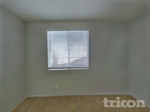 2911 Extravagant Ave, Unit 759 in North Las Vegas, NV - Building Photo - Building Photo