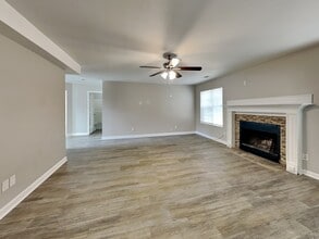 3547 Oakshire Way SE in Atlanta, GA - Building Photo - Building Photo