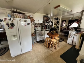 520 S 2nd St in Saint Maries, ID - Foto de edificio - Building Photo