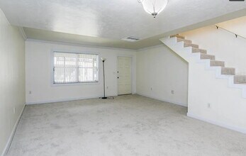 3225 Ramblewood Dr N in Sarasota, FL - Building Photo - Building Photo
