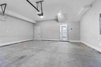 1028 Robert Smalls Wy in Atlanta, GA - Building Photo - Building Photo
