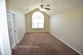 6942 Foxmoor Way in Douglasville, GA - Foto de edificio - Building Photo