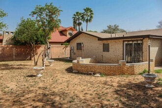 102 Arizona Loop in Laredo, TX - Building Photo - Building Photo