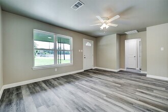 8817 Emmott Rd in Houston, TX - Building Photo - Building Photo