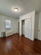 138 Mill Hill Ave-Unit -1 in Bridgeport, CT - Building Photo - Building Photo