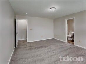 5237 Montavia Ln in Indianapolis, IN - Building Photo - Building Photo