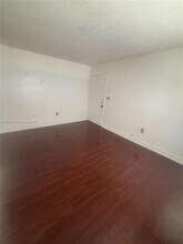 1621 NW 16th St in Miami, FL - Building Photo - Building Photo