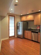 707 College Ave, Unit 2 in Pittsburgh, PA - Building Photo - Building Photo