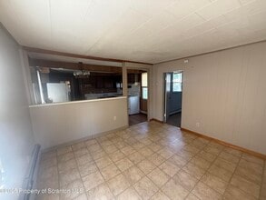 205 2nd St in Blakely, PA - Building Photo - Building Photo
