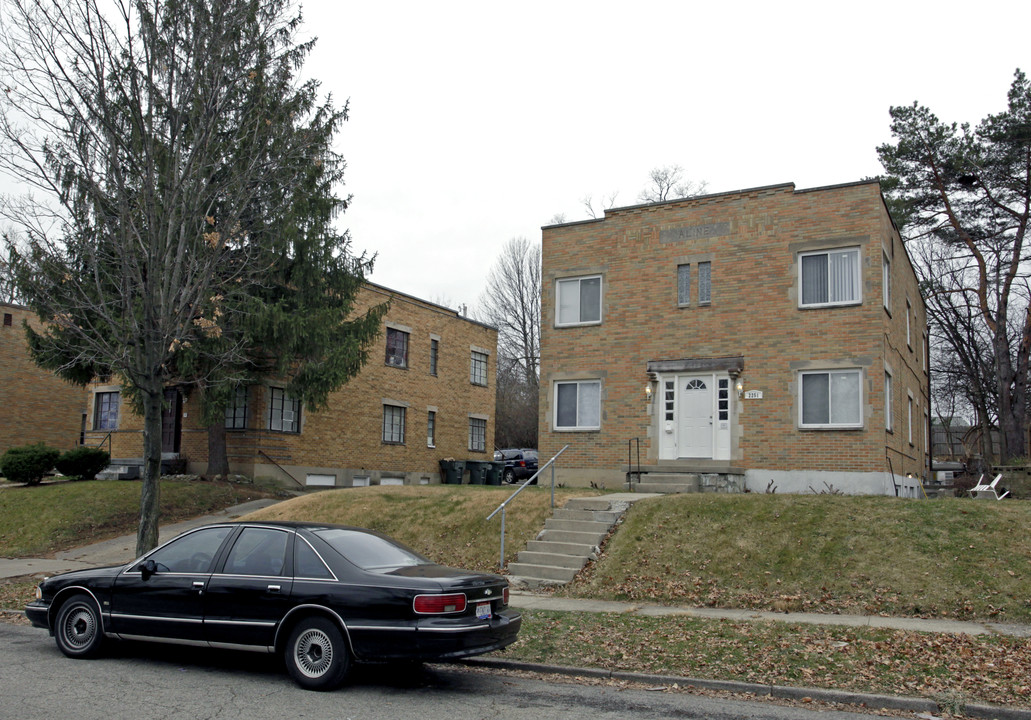 2245-2251 Emerson Ave in Dayton, OH - Building Photo