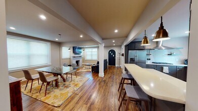 1315 15th Ave S in Nashville, TN - Building Photo - Building Photo